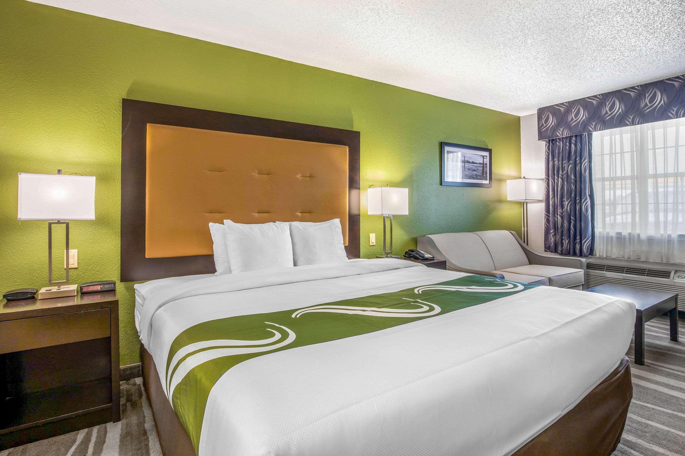 Quality Inn & Suites 웨더포드 외부 사진