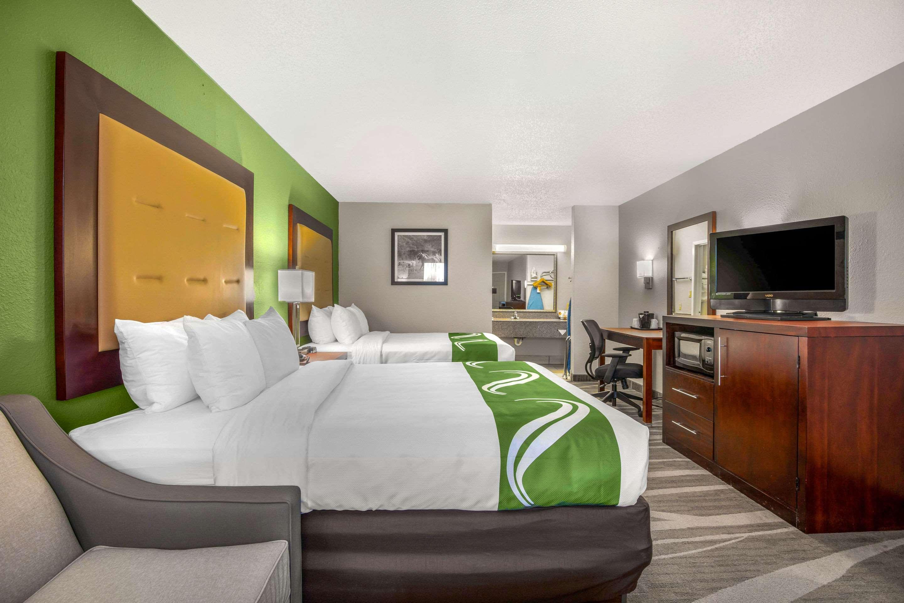 Quality Inn & Suites 웨더포드 외부 사진