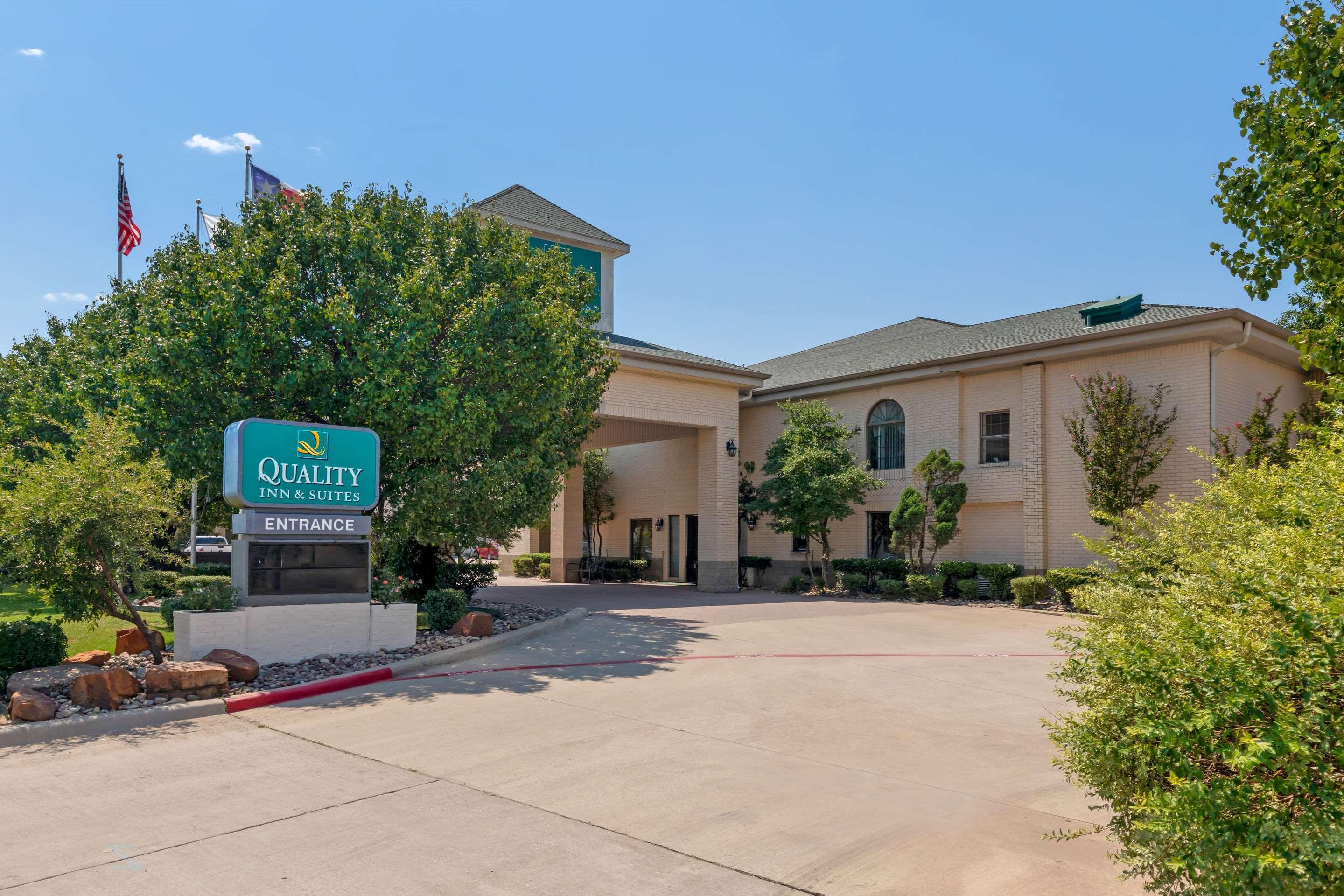 Quality Inn & Suites 웨더포드 외부 사진