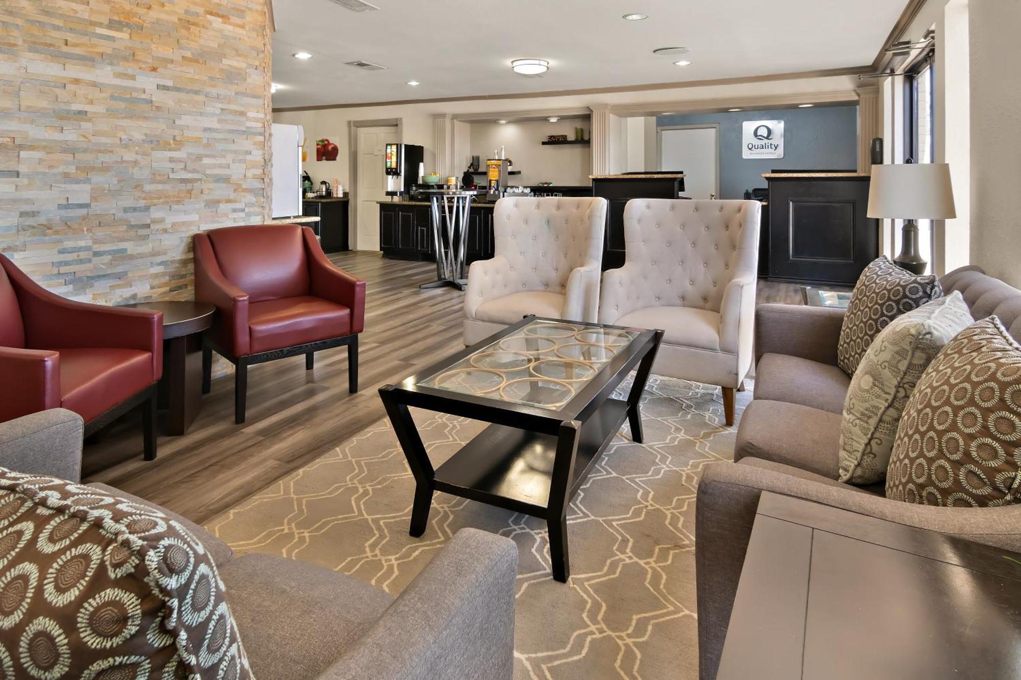 Quality Inn & Suites 웨더포드 외부 사진