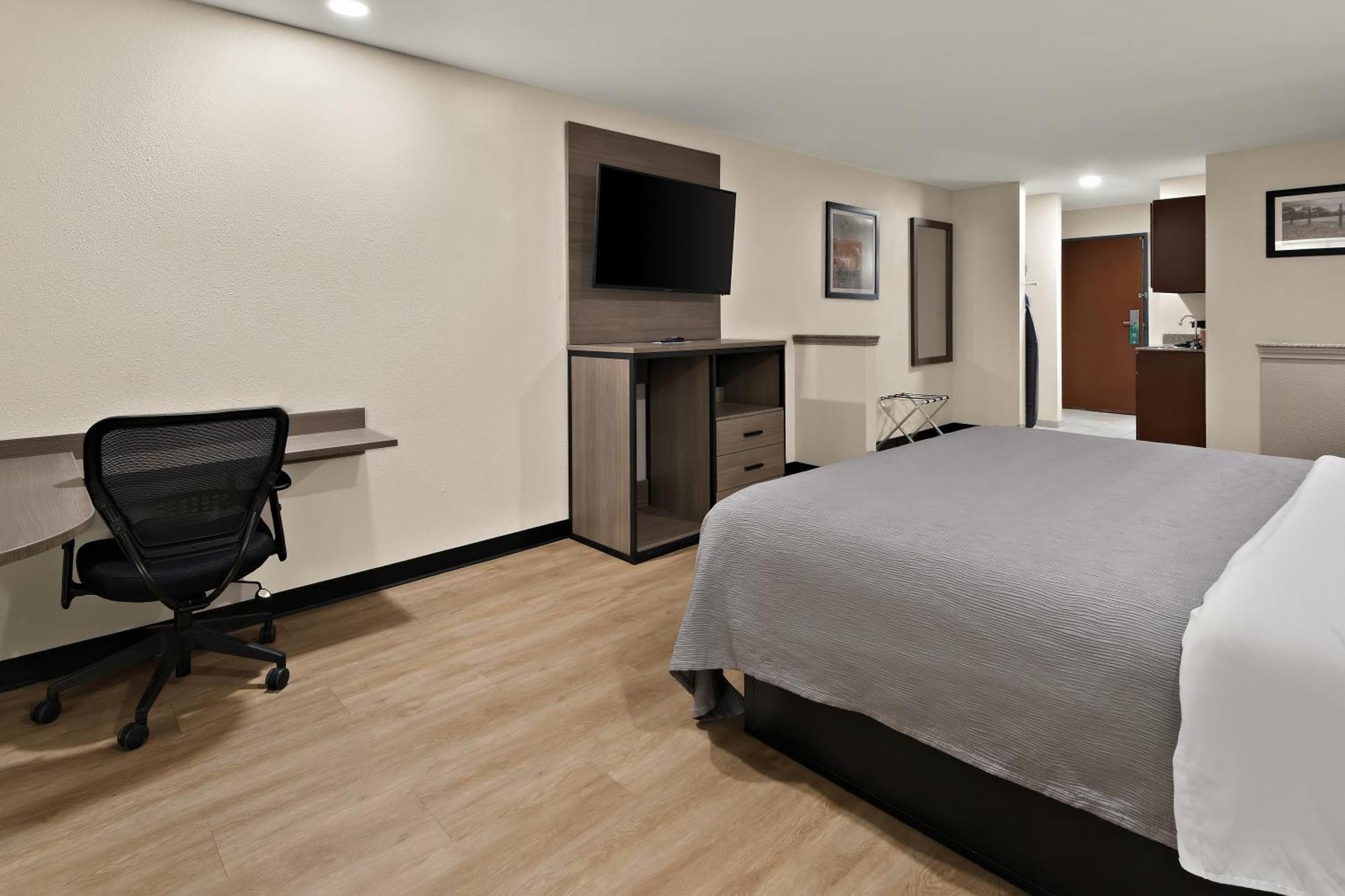 Quality Inn & Suites 웨더포드 외부 사진