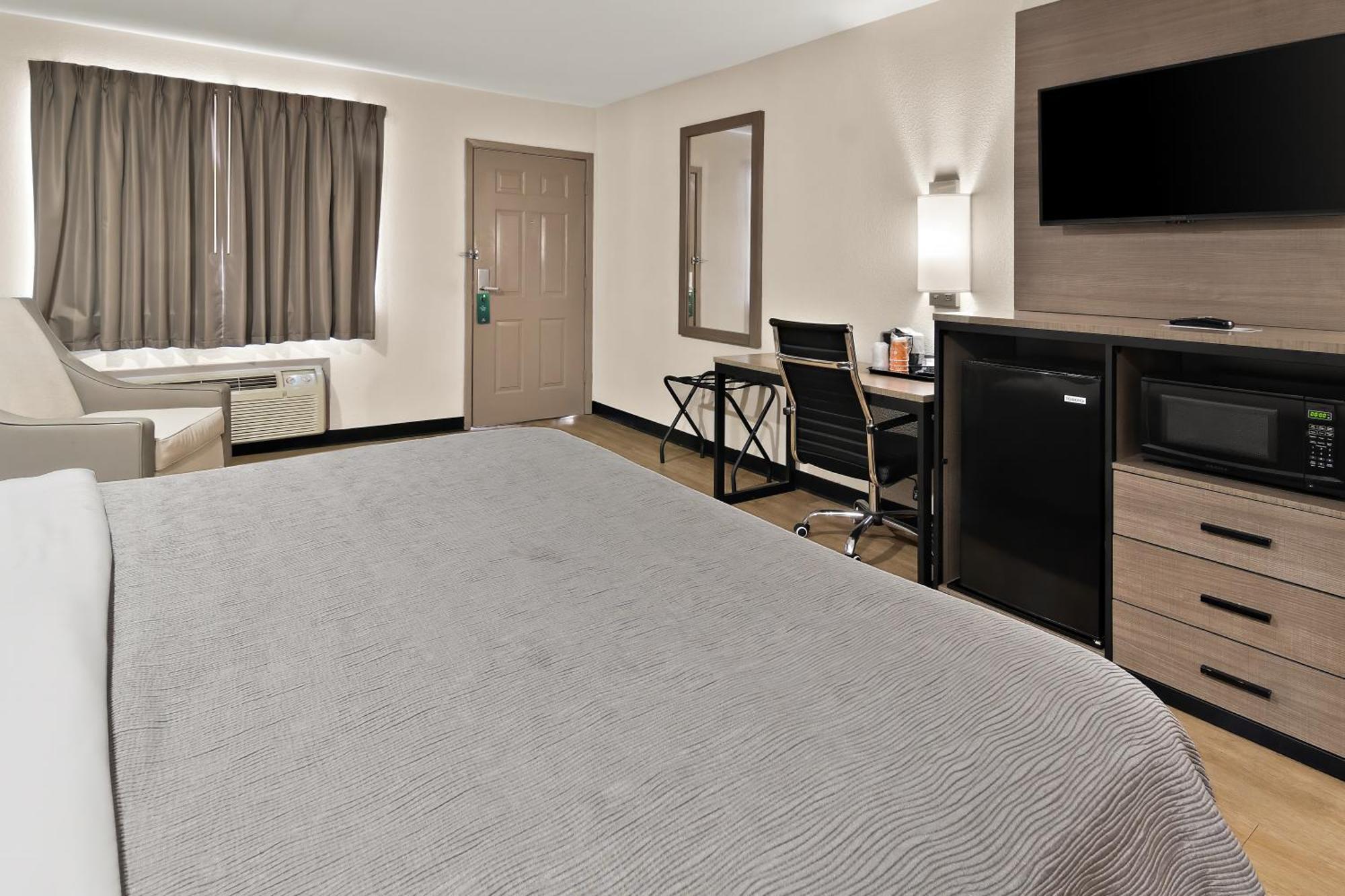 Quality Inn & Suites 웨더포드 외부 사진